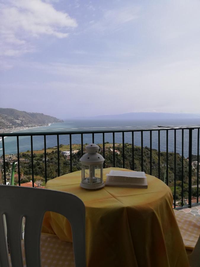 Il Normanno, Appartamento Con Panorama Mozzafiato Taormina Buitenkant foto