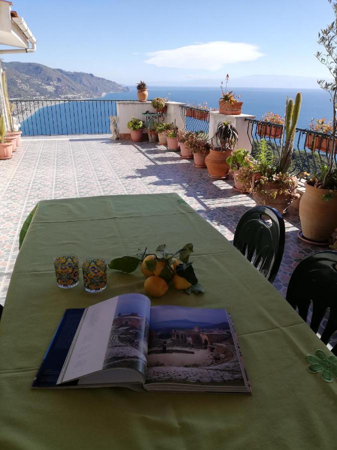 Il Normanno, Appartamento Con Panorama Mozzafiato Taormina Buitenkant foto